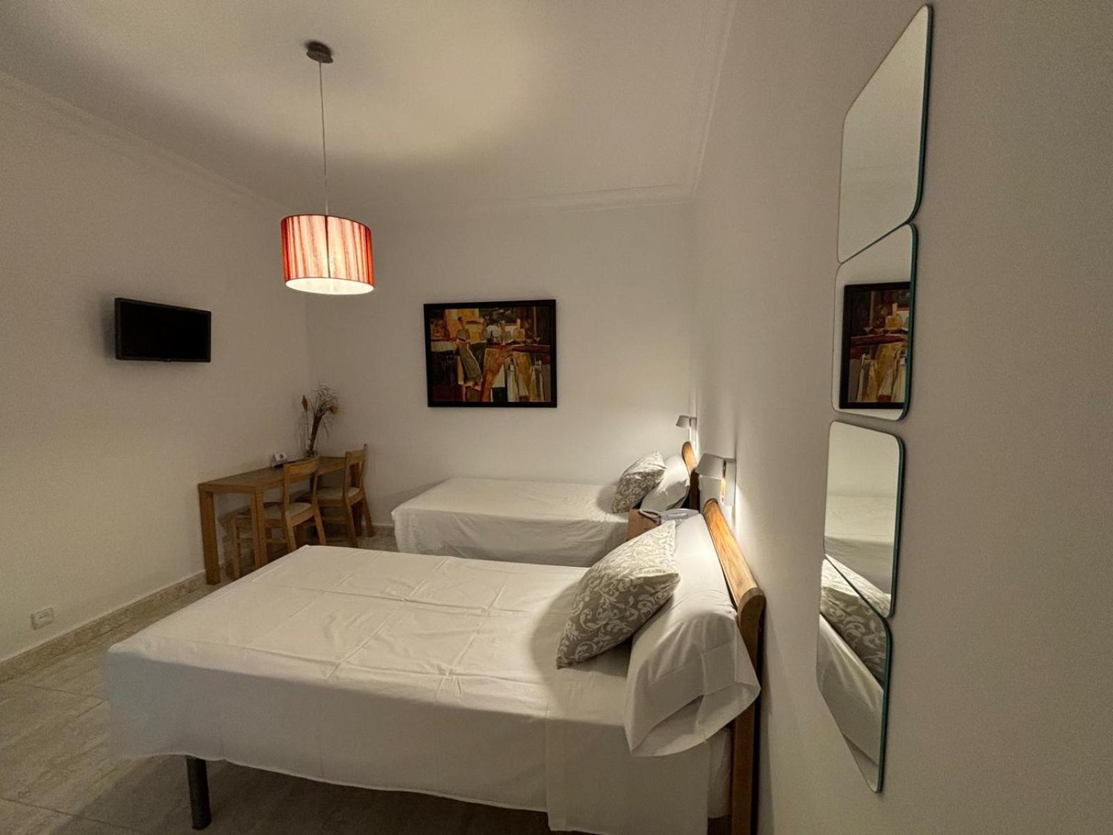 Hostal Barrera Madrid Dış mekan fotoğraf