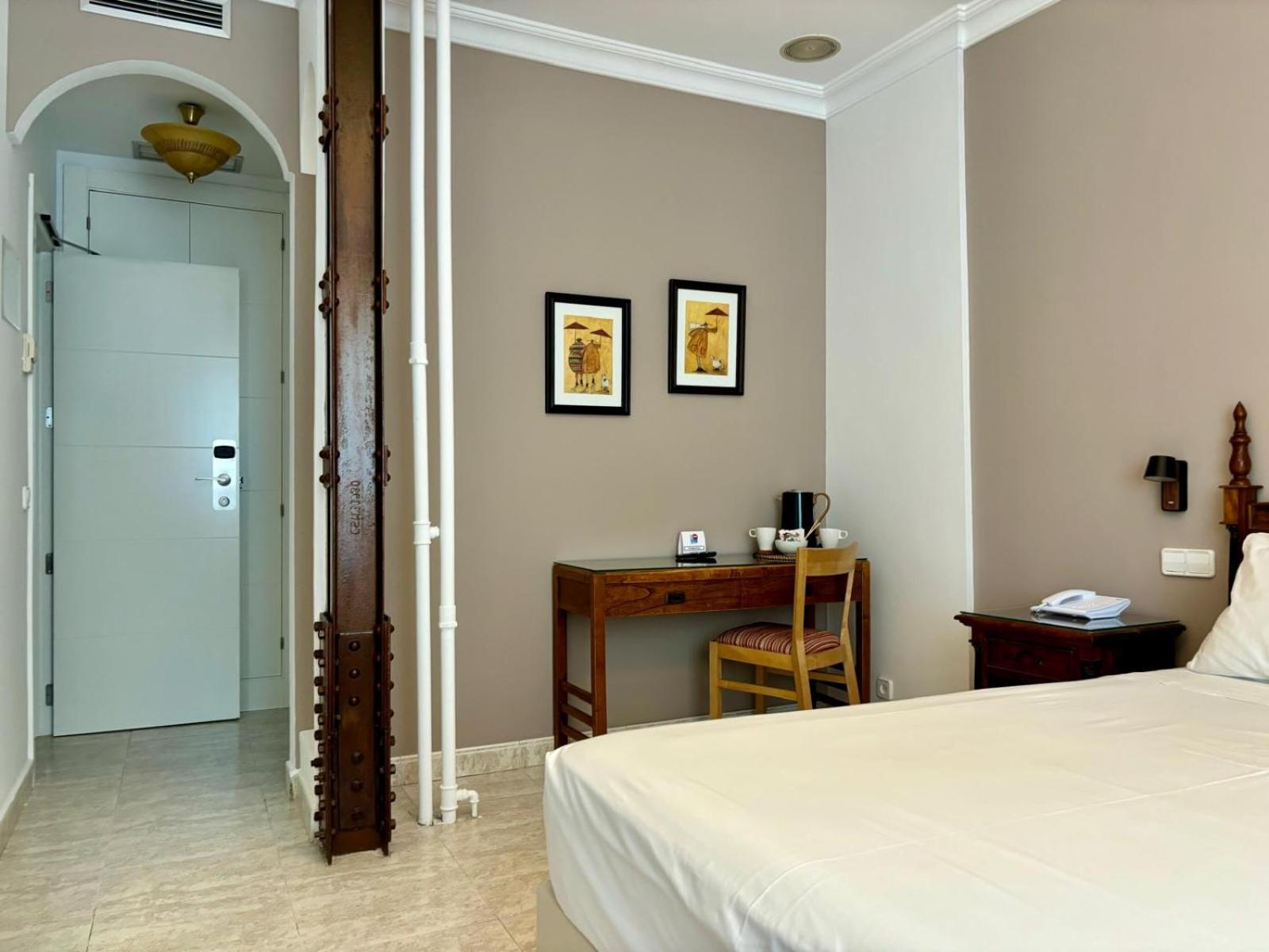 Hostal Barrera Madrid Dış mekan fotoğraf